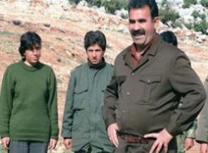 ÖCALAN'IN TECAVÜZ EVİ!! SİZLERİ ÖZGÜRLEŞTİRİYORUM DİYEREK BAKİRE GÜZEL VE GENÇ KADINLARA... O ANLARI BÖYLE VİDEOYA ALMIŞ!! GÖRÜNTÜLER İNTERNETE DÜŞTÜ KALDIRILMADAN BAKIN!