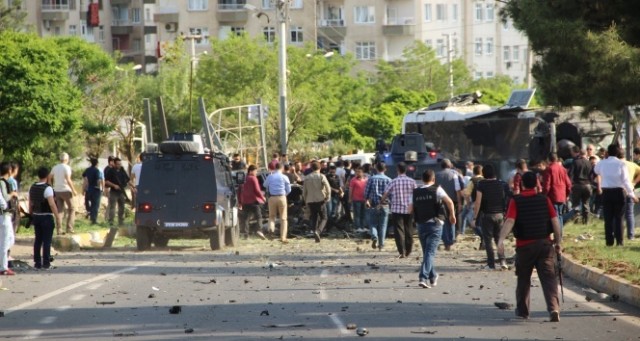 SON DAKİKA ACI HABER AZ ÖNCE GELDİ! YÜREĞİMİZ YANIYOR  HERKESİN  GÖZÜ YAŞLI!! BAŞIMIZ SAĞOLSUN!