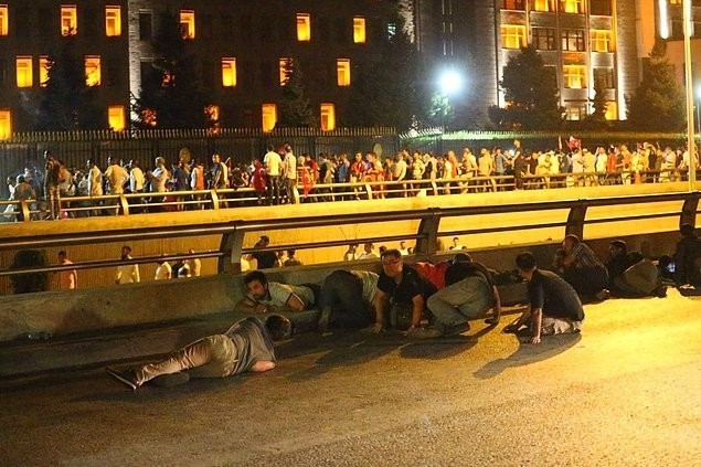 FETÖNÜN İĞRENÇ OYUNU ORTAYA ÇIKTI!GRUP S*KS YAPIYOR!