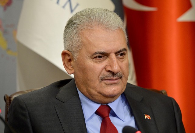 BAŞBAKAN BİNALİ YILDIRIM : "TÜRKİYE'DE YENİ BİR SİSTEME İHTİYAÇ VAR!!!"