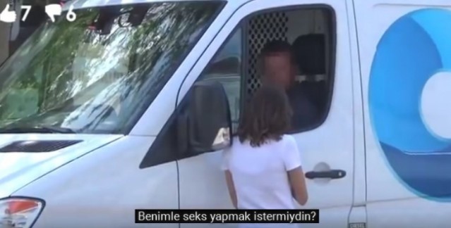 100 erkeğe benimle s*ks yapmak ister misin diye sordu!