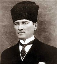 ATATÜRK VE ERDOĞAN HAKKINDA ÖYLE BİR PAYLAŞIM YAPTI Kİ..! TERBİYESİZLİĞİN BU KADARINA PES DEDİRTTİ..!