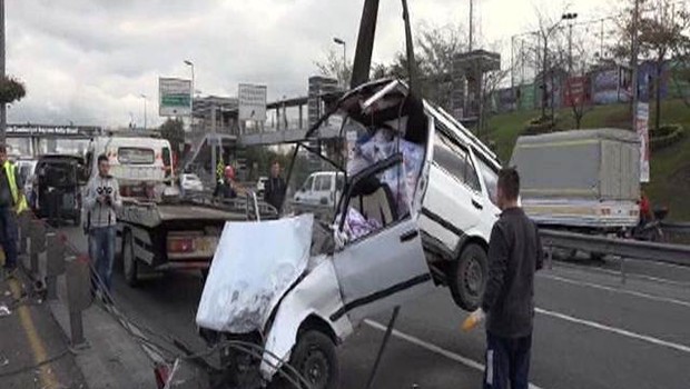 ÇOK SAYIDA YARALI VAR!  OLAY YERİNE ÇOK SAYIDA AMBULANS SEVK EDİLDİ!!!