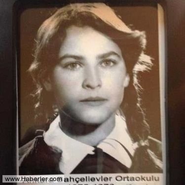 HÜLYA AVŞAR'IN BİLE UNUTTUĞU ÇOK ÖZEL FOTOĞRAFLAR...