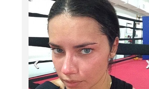 Adriana Lima'nın Makyajsız Hali Herkesi Şoke Etti.. İşte O Görüntüler..