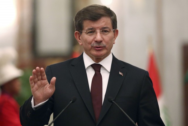 AHMET DAVUTOĞLU İSTİFA ETTİ..! BAKIN YERİNE KİM GELİYOR...