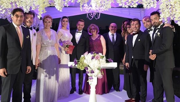 Murat Dalkılıç ve Merve Boluğur  evlendi.