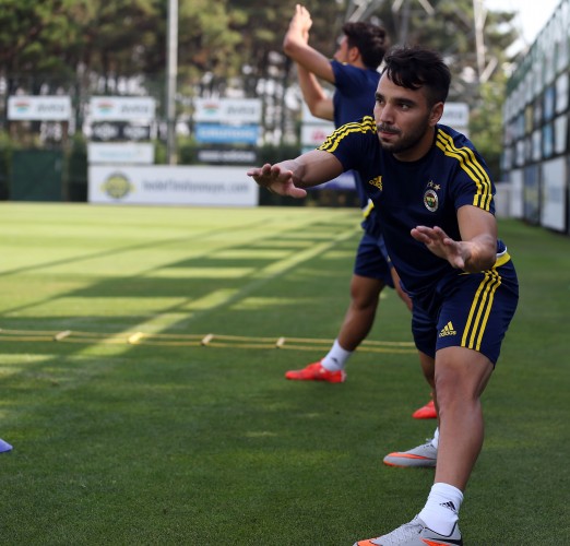 Kendimi iyi hissetmiyorum, gözlerim kapanıyor deyip yere yığıld