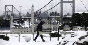 DONACAĞIZ ! İSTANBUL'DA OKULLAR TATİL Mİ ? YOĞUN KAR YAĞIŞI...