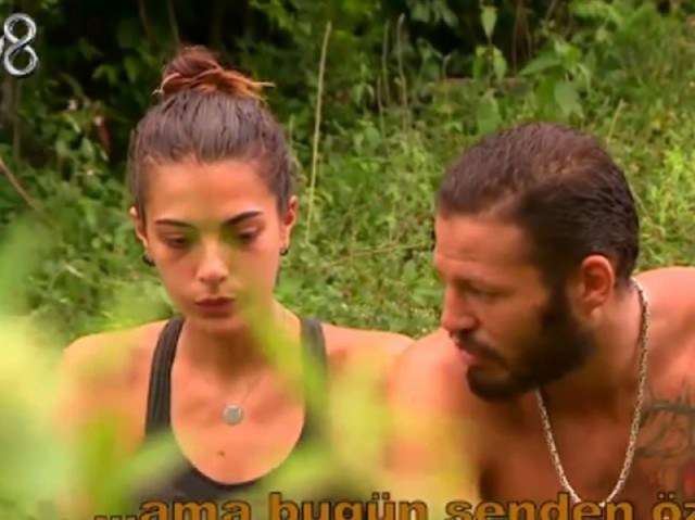 Survivor'da yılın aşk bombası