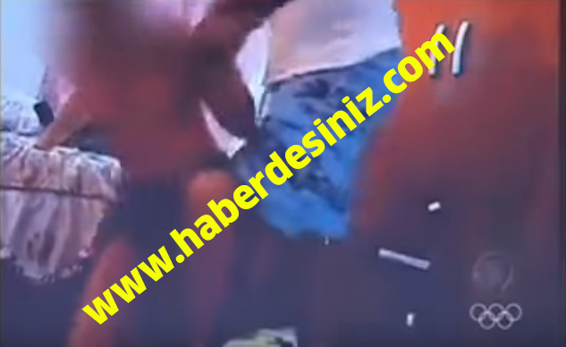 BİR BABA KIZINA BUNU YAPARMI ? GİZLİ KAMERAYI FARKETMEDİ KIZINI DAKİKALARCA...