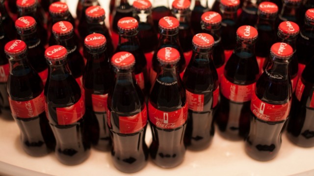 COCA COLA HAKKINDA MERAK EDİLEN 5 SORU CEVAPLANDI..!