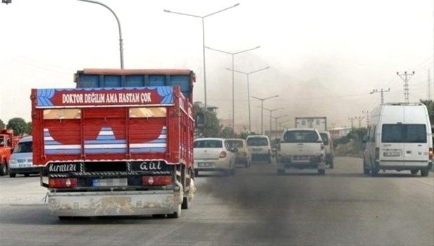 ARAÇLARIN ARKASINA YAZILAN EN KOMİK SÖZLER!!