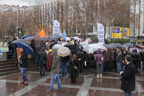 METEOROLOJİ UYARDI! HER YER TATİL OLABİLİR! HİÇ DURMADAN ARALIKSIZ YAĞACAK..!