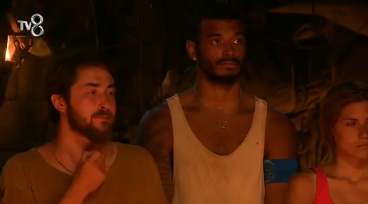 SURVIVOR'DA OY KRİZİ! "BİR DAHA BÖYLE YAZMAYACAKSIN!"