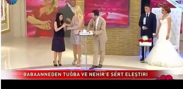 Evleneceksen Gel Programında Gelin Adayının Babaannesi Canlı Yayında Öyle Bir Küfür Etti Ki...