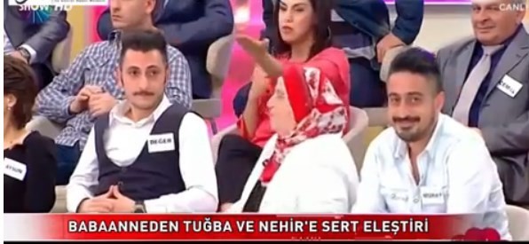 Evleneceksen Gel Programında Gelin Adayının Babaannesi Canlı Yayında Öyle Bir Küfür Etti Ki...