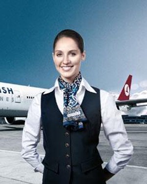 Hostesler para karşılığı pilotlarla birlikte oluyorlar !