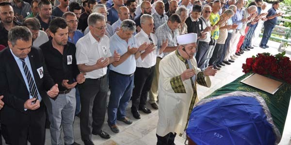 46 gün önce oğlunun cenazesini kıldırmıştı! Şimdi ise...