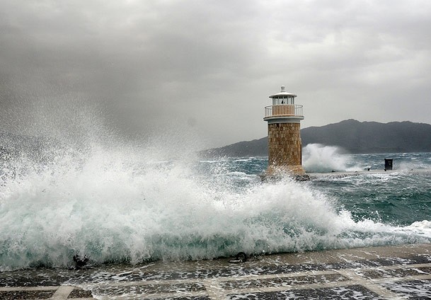 METEOROLOJİ UYARDI! DONACAĞIZ... OKULLAR VE İŞ YERLERİ TATİL OLABİLİR !