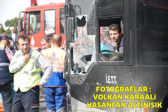 METROBÜSTE FECİ KAZA! İŞTE O ANLAR!! YARALILAR VAR ! AMBULANSLAR SEVK EDİLİYOR!