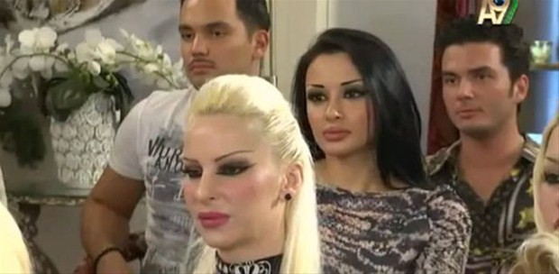 Adnan Oktar'ın kediciklerinin ilk ve son halleri görenleri şaşırtıyor!