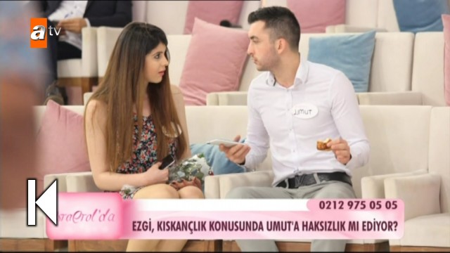 ESRA EROL'A BİR ŞOK DAHA! TÜM KOZLARI ELİNE GEÇİRDİ!!