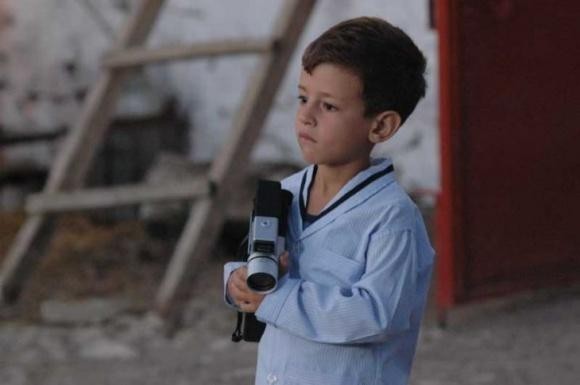 Babam ve oğlum filminin afacan ufaklığını tanıdınız mı ! Şimdiki haline çok şaşıracaksınız...