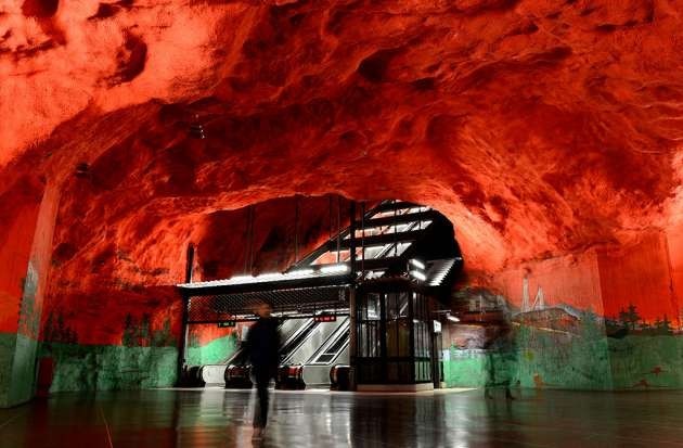 Türkiye de olsa içinden çıkmayacağınız Metro istasyonları!