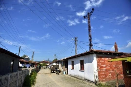 Satın Aldğı Evin Kolonun İçinden Bakın Ney Çıktı ! Çok Şaşıracaksınız...