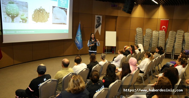 ‘En İyi Narkotik Polisi: Anne’ semineri düzenlendi