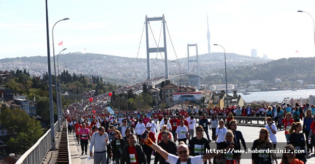 İSTANBUL MARATONU BİR KEZ DAHA KITALARI AŞIYOR