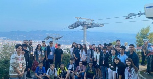 Sultangazi Belediyesi’nden başarılı öğrencilere Karadeniz turu