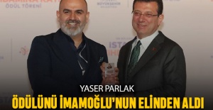 Yaser Parlak, İmamoğlu’nun elinden ödülünü aldı