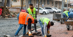 Yol ve Kaldırım Yenileme Çalışmaları Devam Ediyor