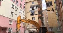 İstanbul Bahçelievler'de Çöken Bina: Kötü Kokular İhmalin Habercisi miydi