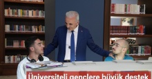 Üniversiteli gençlere büyük destek